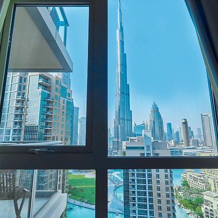 Burj Khalifa Front View & Fountain View Island Paradise 2Br Luxury Apartment Burj Residences Golden Homes ดูไบ ภายนอก รูปภาพ